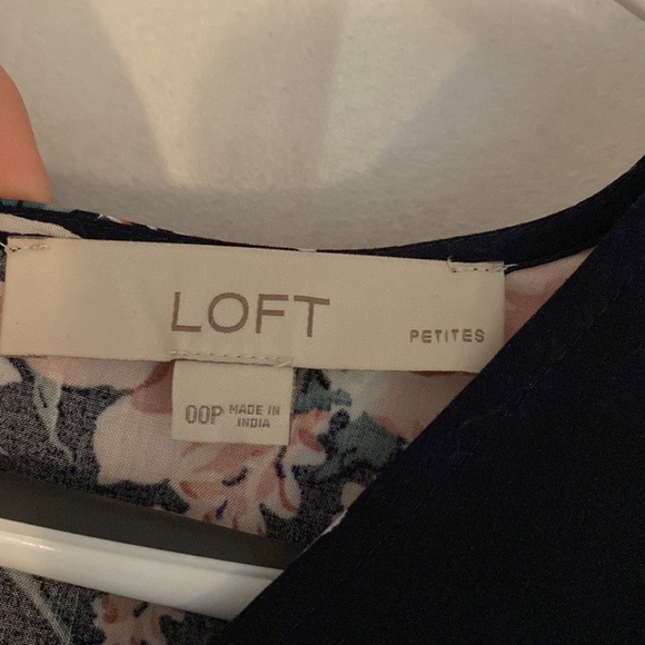 LOFT Super lightweight short sleeve jumper. (petit 00)(fits like US XS/S) - Picture 3 of 6